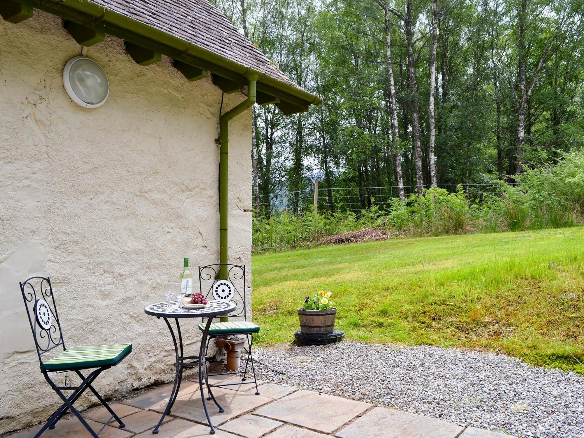 Laundry Cottage Achlain Exterior photo